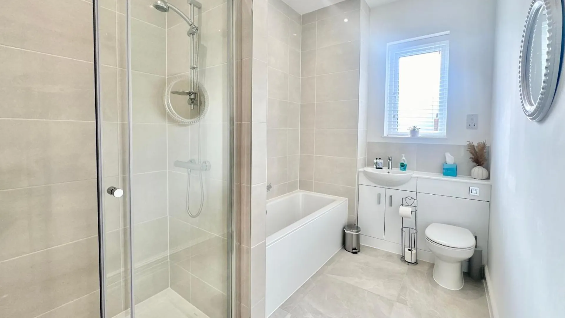 Shoreside Villa, By The Golf Course Bridlington Villa