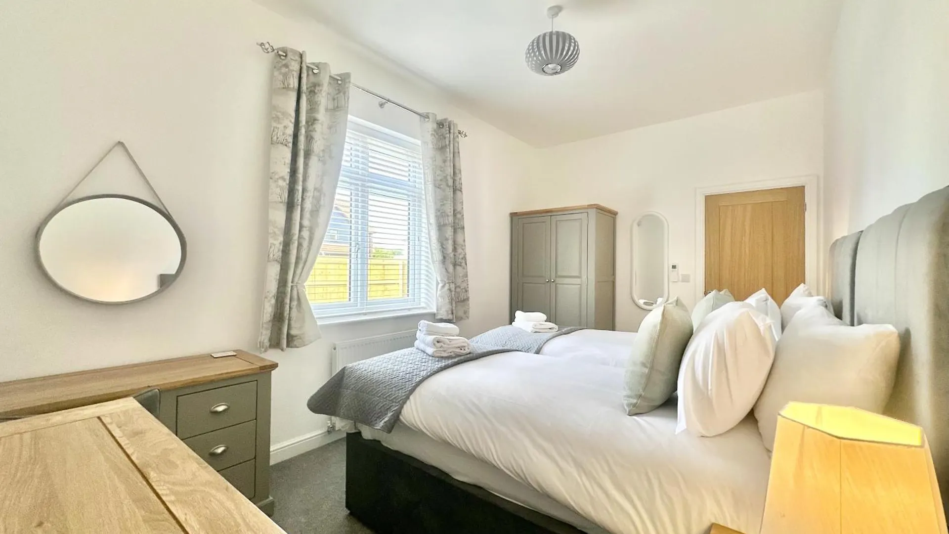 Shoreside Villa, By The Golf Course Bridlington Villa