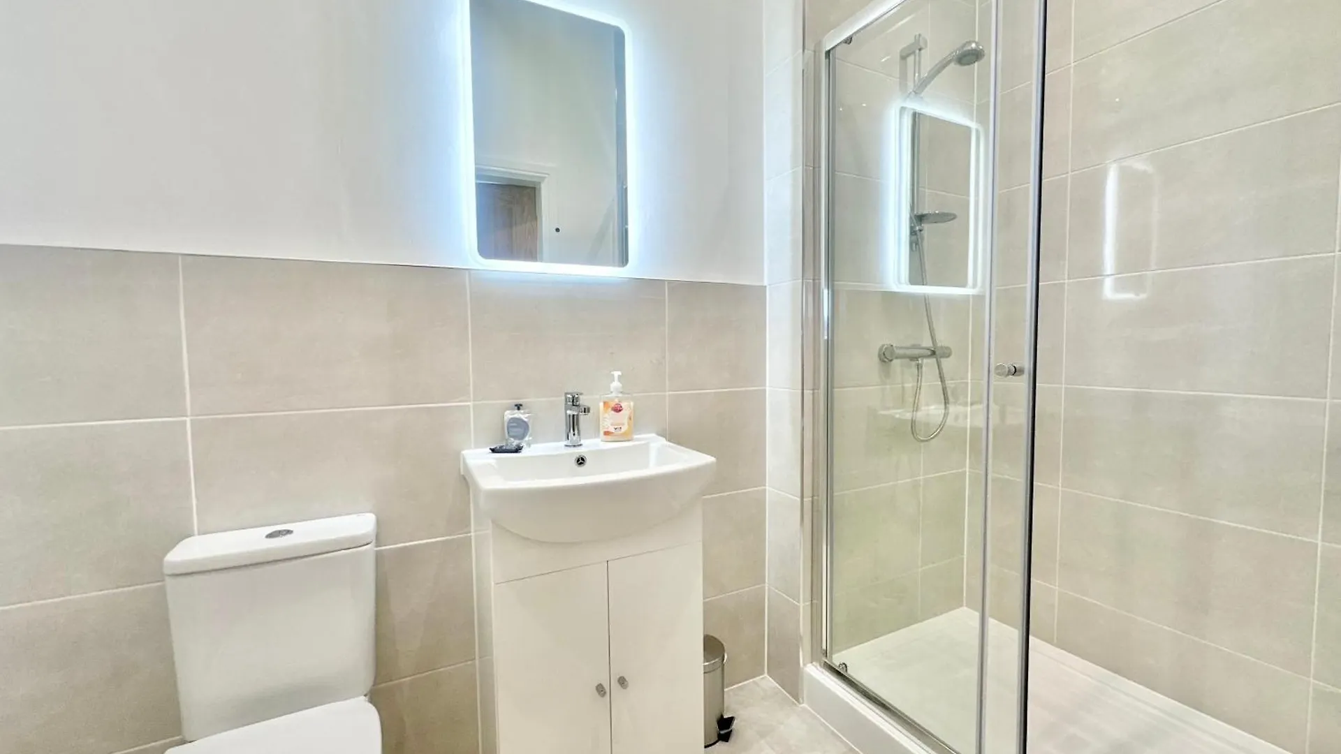 Shoreside Villa, By The Golf Course Bridlington