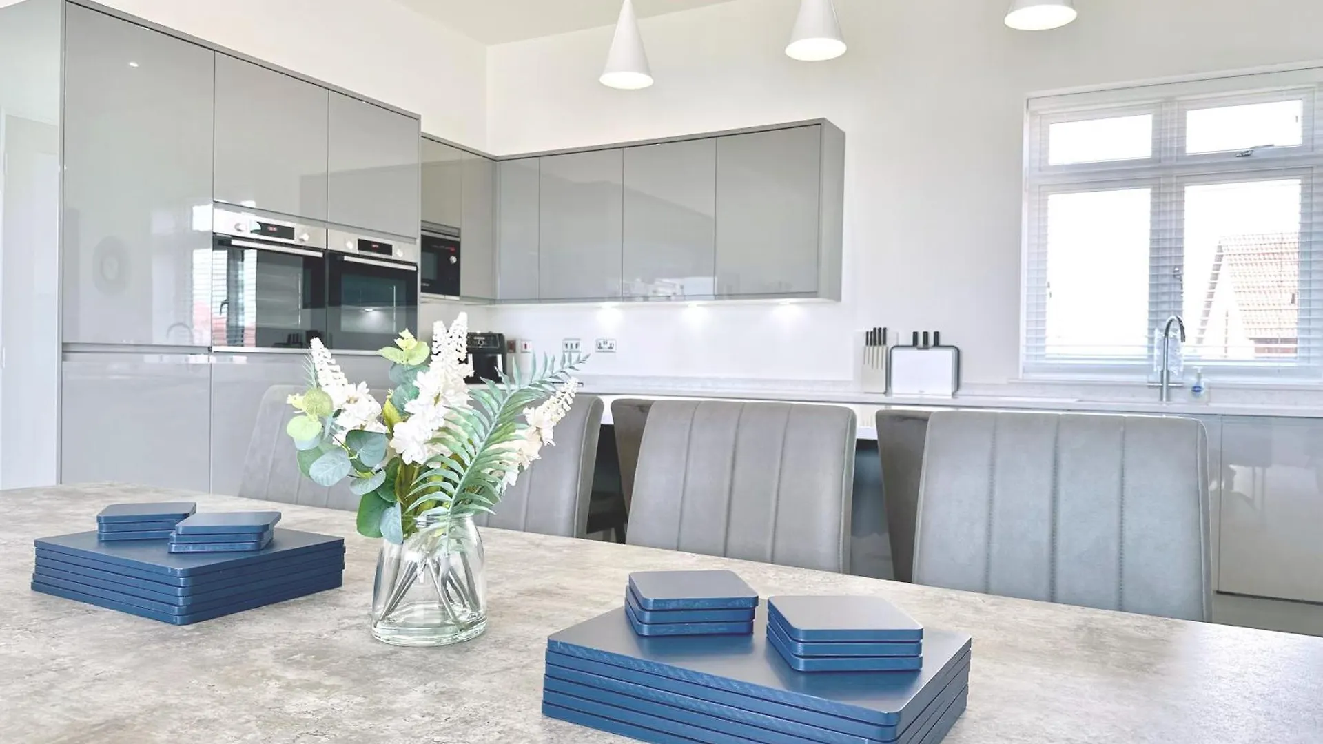 Shoreside Villa, By The Golf Course Bridlington 0*,