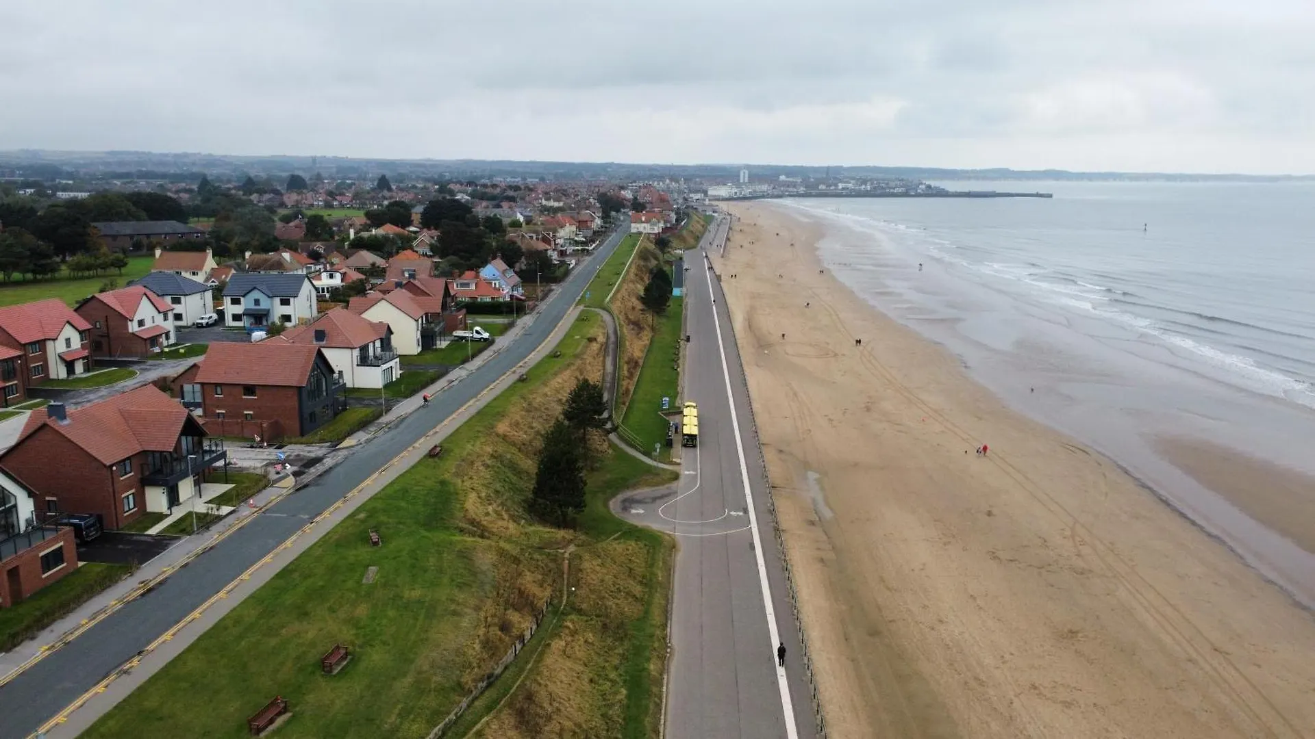 Shoreside Villa, By The Golf Course Bridlington Villa